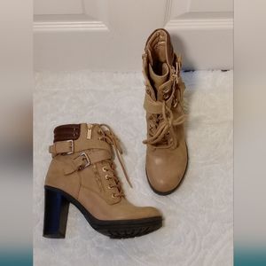 GUESS TAN ANKLE BOOTS, ZIPPERS AND BUCKLES, SIZE 6.5